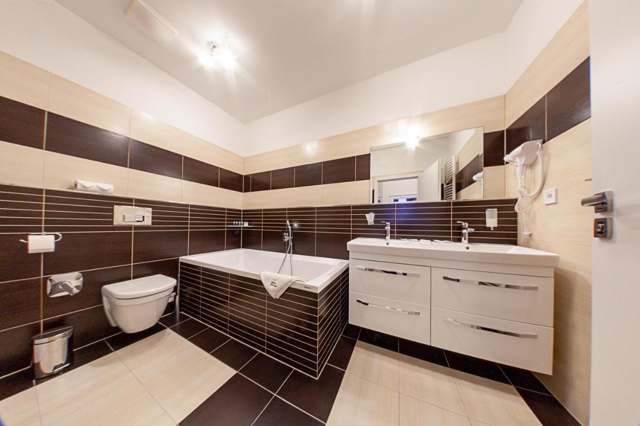 Gold Residence Mariánské Lázně Екстериор снимка